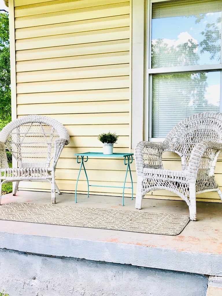 Covered Back Porch - 2205 Mayflower Dr