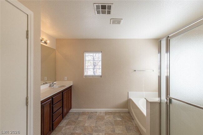 Building Photo - 139 Kilmartin Valley Ct