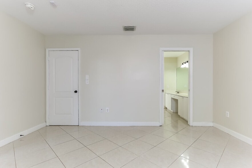 Building Photo - 15439 SW 172nd Terrace