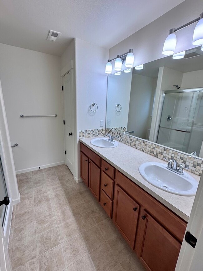 Building Photo - Beautiful Home with LVP Flooring, SS Appliances, Garage, W/D, Fenced Yard, LARGE Master & MORE!