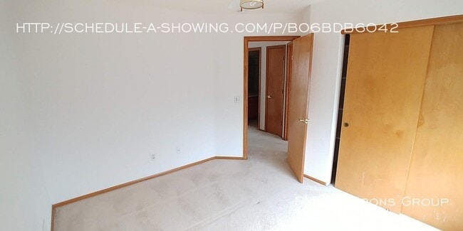 Building Photo - 5873 S Orchard Creek Cir