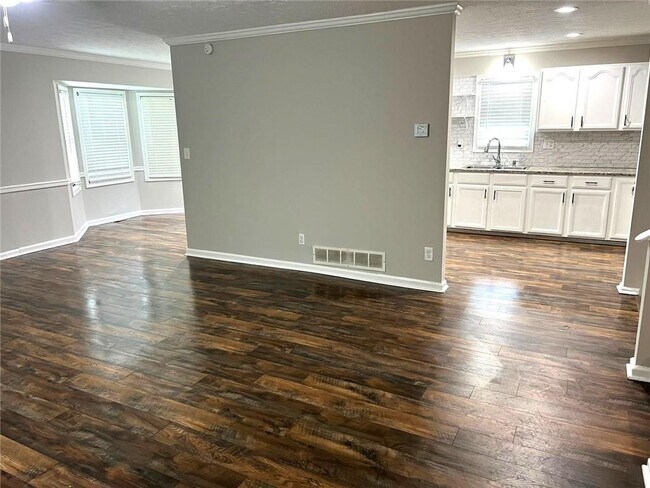 Building Photo - 3177 Pinto Dr