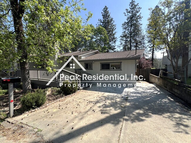 Building Photo - Wonderful 4bd/3ba Home-Must See!