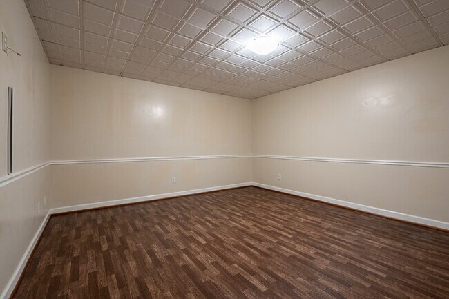 Building Photo - 3 Buckingham Ct