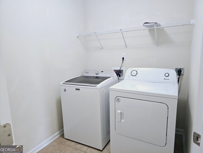 Building Photo - 249 Durham Park Way