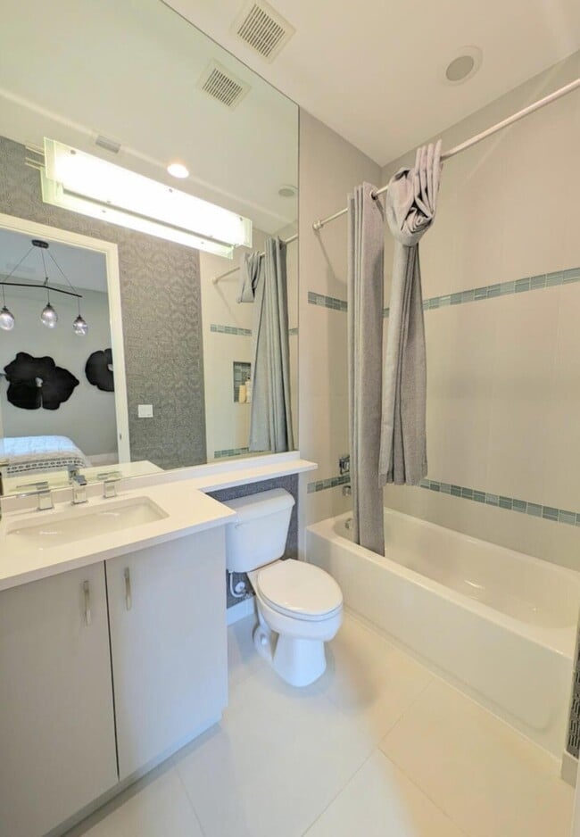 Building Photo - 17299 Pagoda Palms Dr