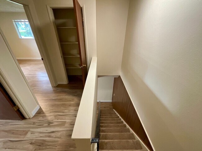Building Photo - 7705 Timber Hill Dr