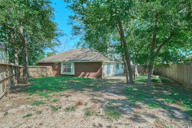 Building Photo - 3733 Breckenridge Dr