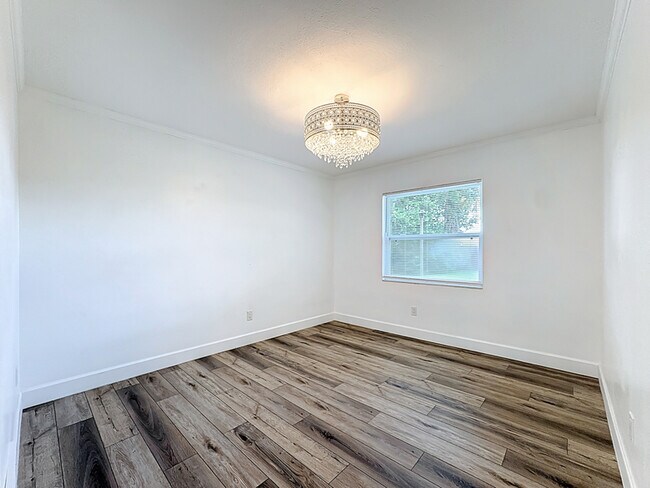 Building Photo - 3149 Nicholson Dr