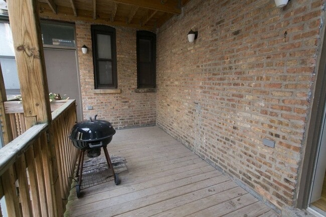 Floorplan - 5400-5408 S. Ingleside Avenue