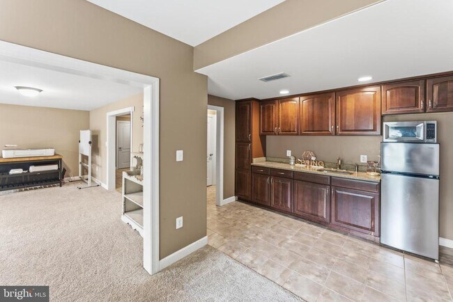 Building Photo - 11 Mt Ararat Ln