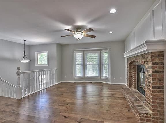 Building Photo - 15412 W 80th St