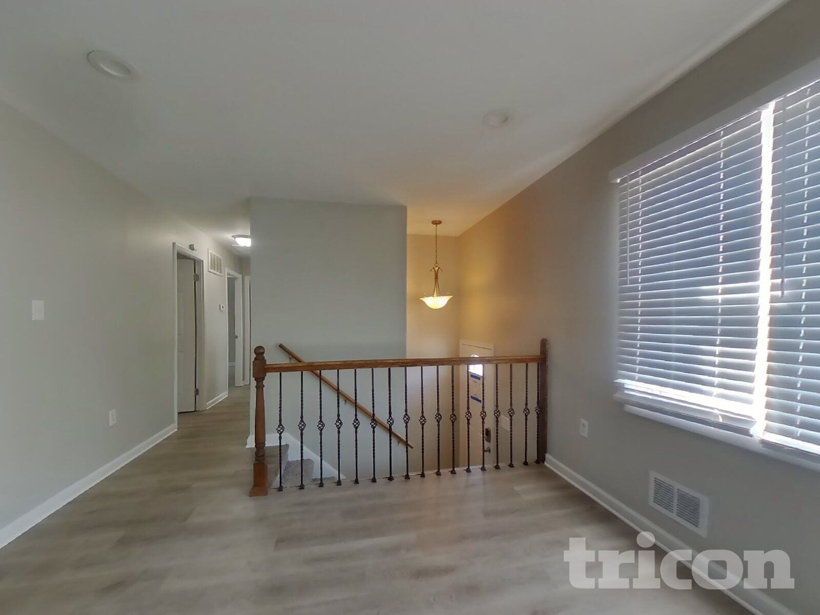 Building Photo - 7700 Mane Ln