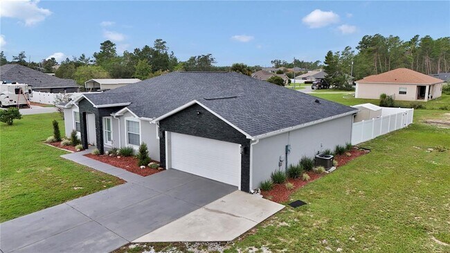 Building Photo - 10648 SW 38th Ave