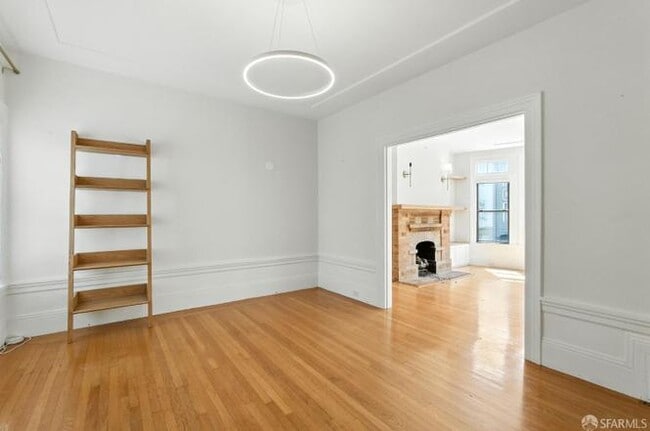 Building Photo - 3460 Pierce St