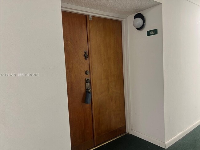 Building Photo - 11780 SW 18th St