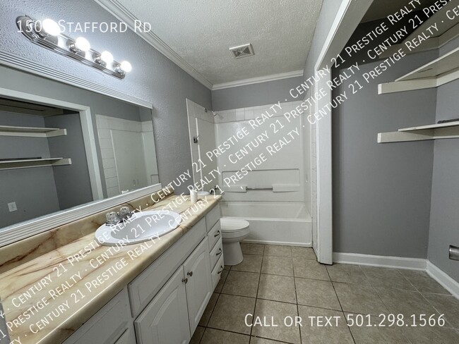 Building Photo - 1501 Stafford Rd