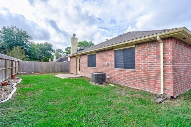 Building Photo - 3614 Lindenfield Dr