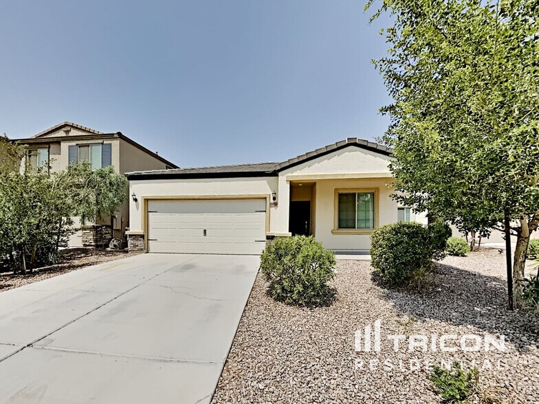 Building Photo - 19550 N Salerno Cir