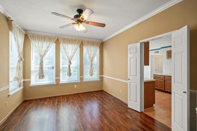 Building Photo - 12819 Orchard Hollow Way