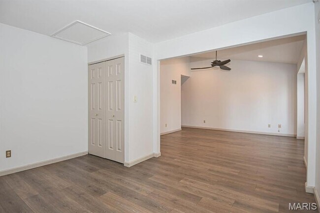 Building Photo - 4444 Lindell Blvd
