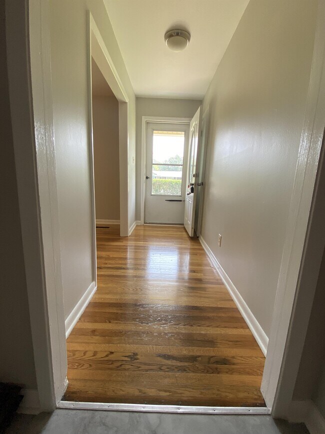 Building Photo - 5421 Silver Pine Ct