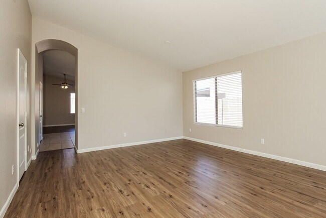 Building Photo - 16766 W Taylor St