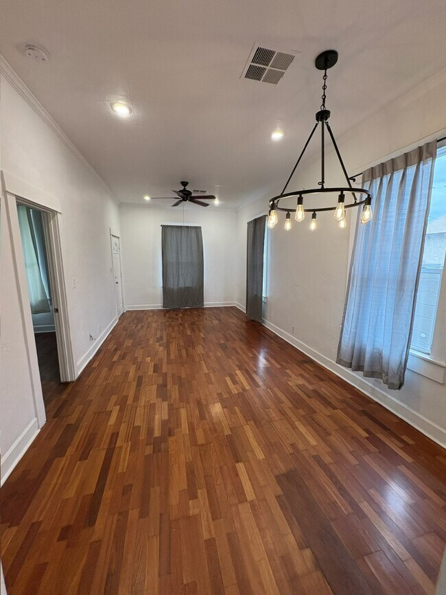 Primary Photo - 720 N 9th Ave