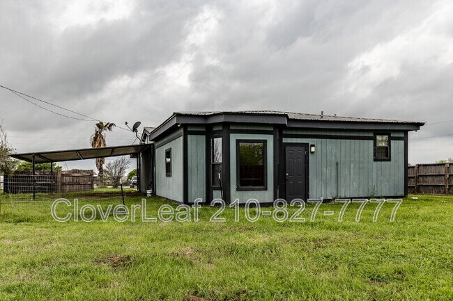 Building Photo - 226 Sunfire Trail