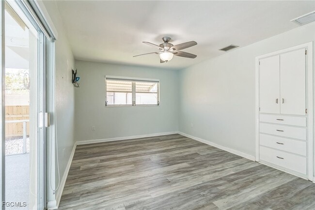 Building Photo - 4330 S Canal Cir