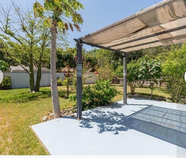 Building Photo - 337 Roundup Cir