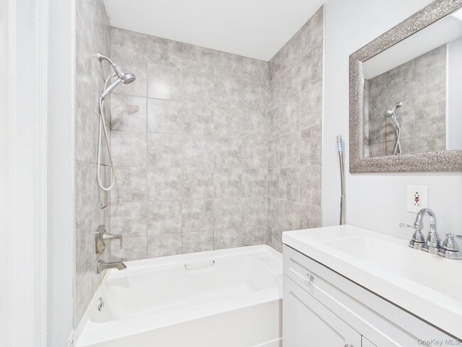 Building Photo - 2444 NY-52