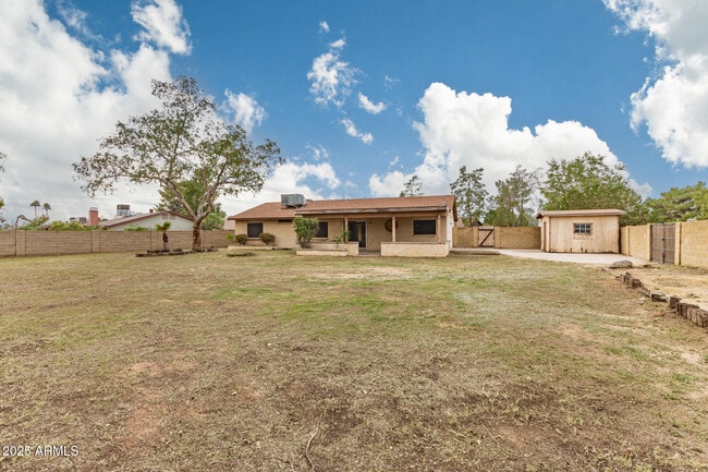 Building Photo - 16043 N 30th Ave