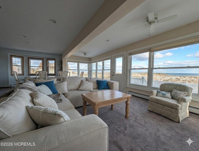 Building Photo - 2400 Oceanfront