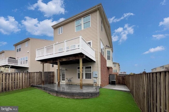Building Photo - 25771 Double Bridle Terrace
