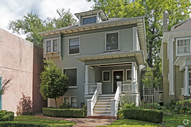 Primary Photo - 2507 Capitol Ave
