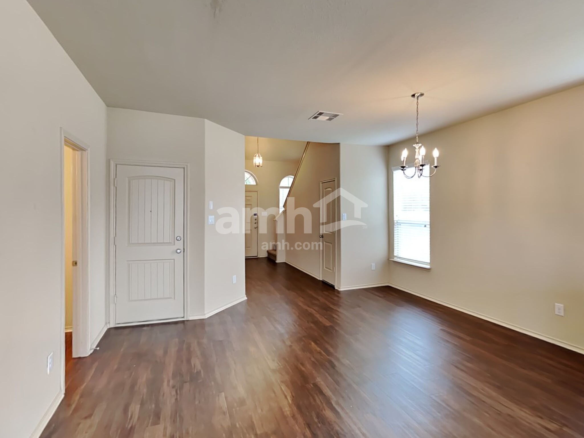 Building Photo - 33217 Wedgewood Dr