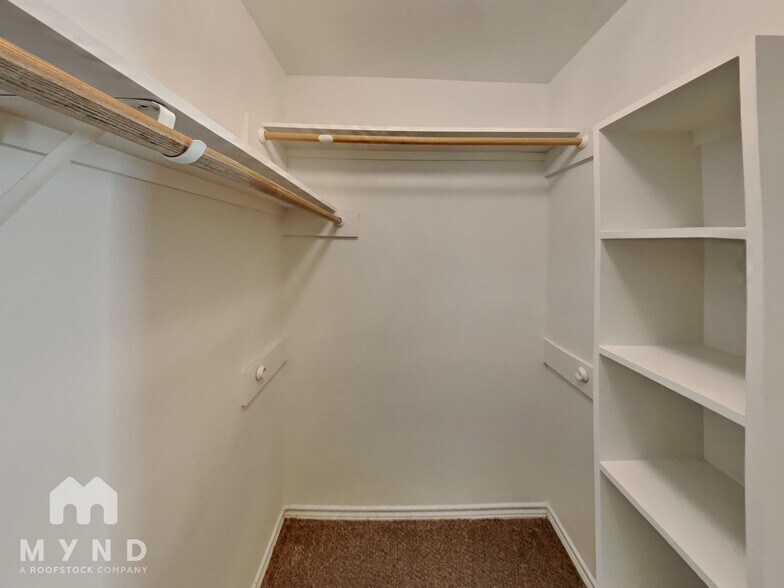 Building Photo - 5417 Harvard St