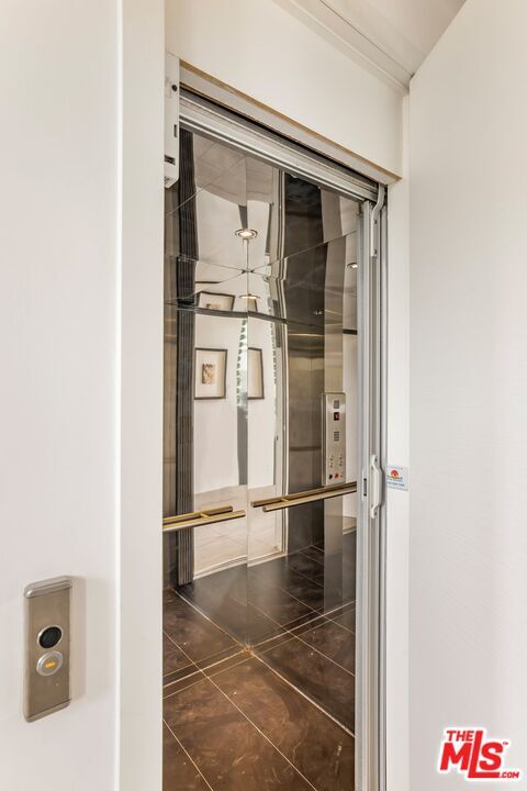 Building Photo - 12443 Sunset Blvd