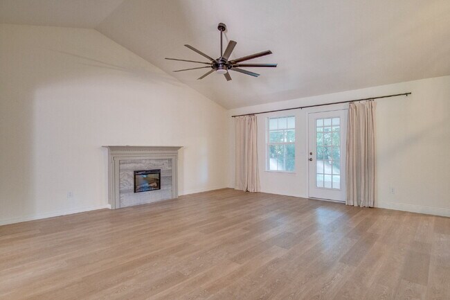 Building Photo - West Pensacola 3BR, 2BA Brick Home Near NAS Pensacola with Screened Porch, Spacious Kitchen & Ope...
