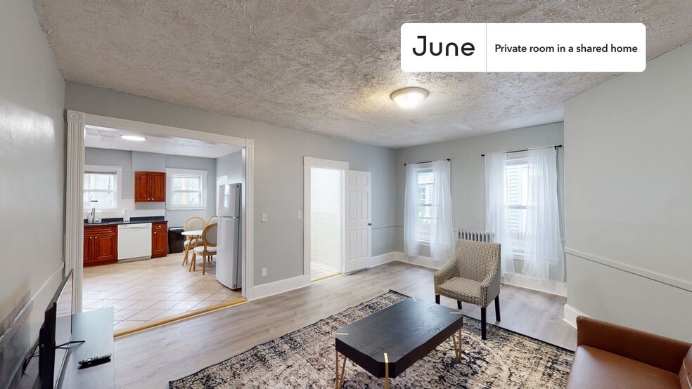 Building Photo - Room in Shared 7 bed/2 bath home in Allston