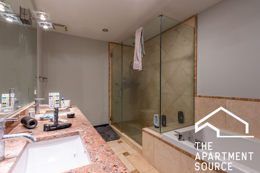 Building Photo - 2349 N Lister Ave