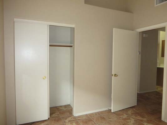 Building Photo - 13233 N Hammerstone Ln