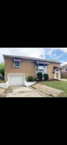 Primary Photo - 4709 Wesley Terrace