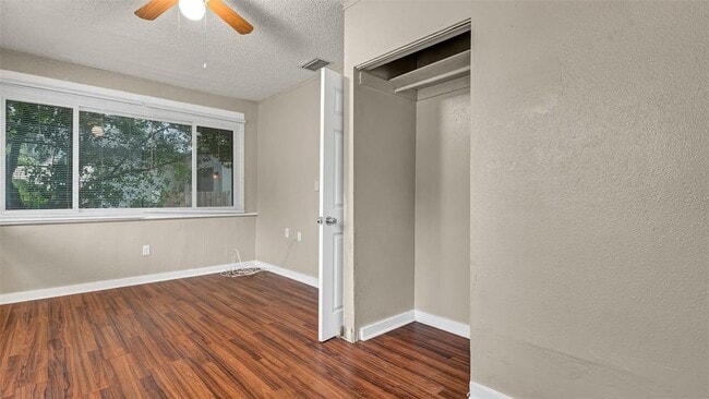 Building Photo - 4736 20th St N