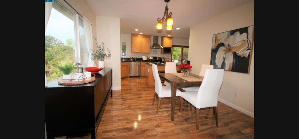 Building Photo - 3415 Grasswood Dr