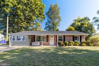 Building Photo - 314 Rivermont Dr