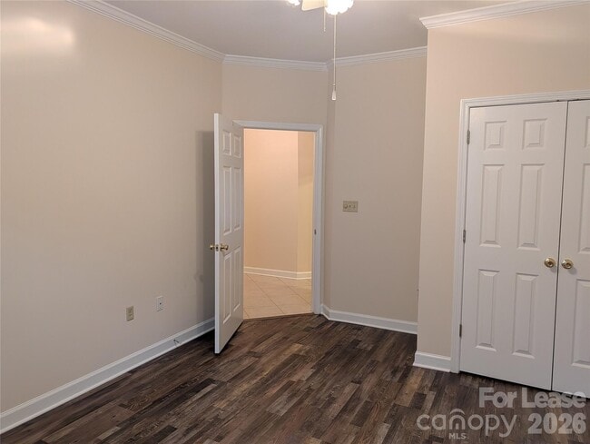 Building Photo - 108 Pier 33 Dr