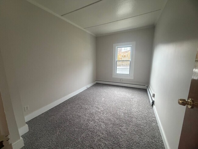 Building Photo - 21-23 Lyman Street