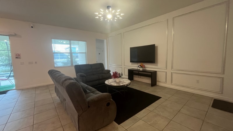 Building Photo - 4495 Monado Dr